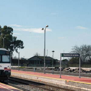 Fallece una persona tras arrollar un tren a un turismo en Talavera de la Reina