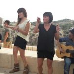 VÍDEO | Rozalén conquista Toledo en un concierto-sorpresa para sus fans