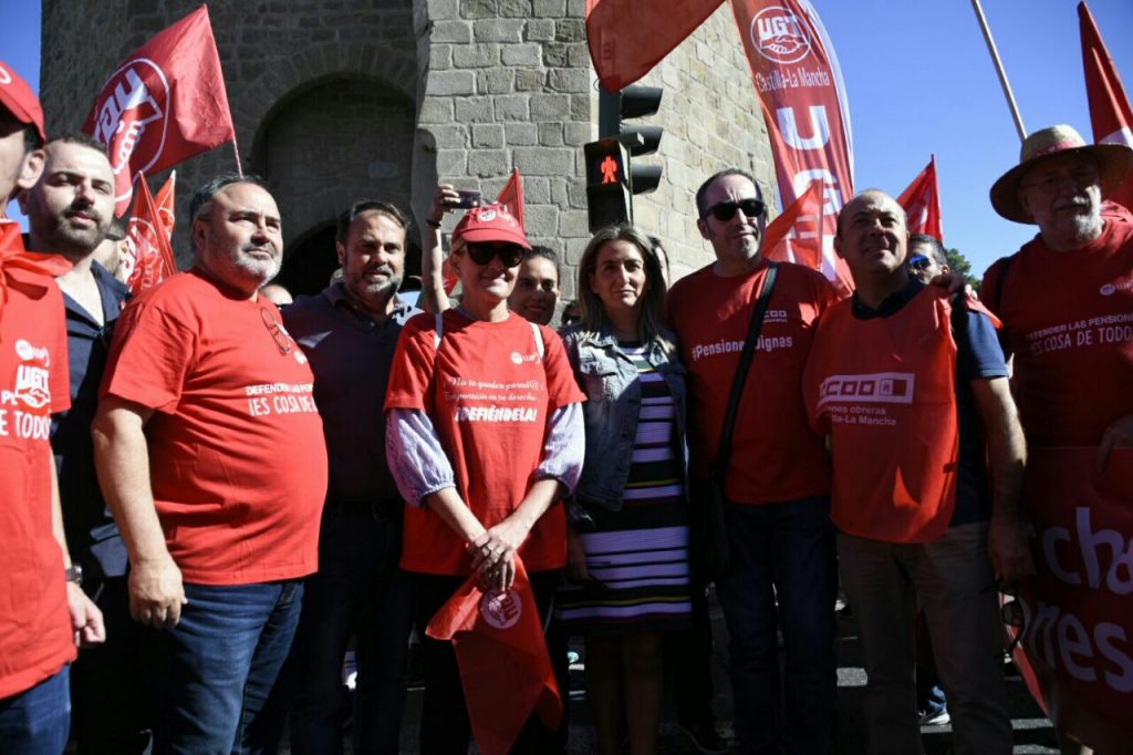 Algunos dirigentes que han mostrado su apoyo a la marcha. FOTO: Julio López Espeso