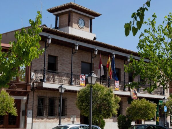 Detenidos los autores de dos robos con violencia e intimidación en Mocejón