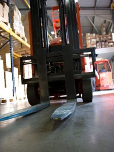Fallece una trabajadora aplastada por un toro mecánico en una fábrica en Noblejas