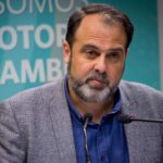 Javier Mateo rechaza encabezar la confluencia IU-Podemos «por dignidad» y no irá en ninguna lista