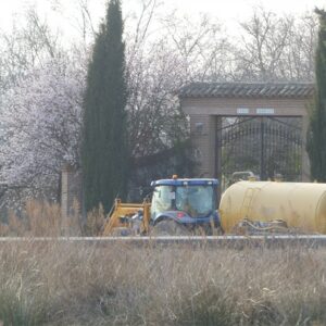 Estudian si es la Junta o la CHT quien ha de resolver la denuncia por la extracción ilegal de agua en las obras del Puy du Fou