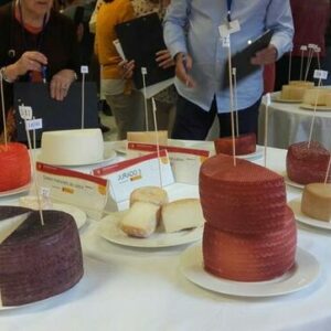 Una docena de quesos de la región, finalistas en el Campeonato de Los Mejores Quesos de España