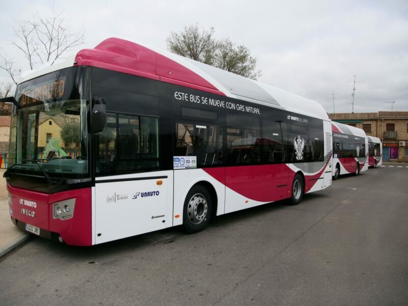 El PSOE e IU de Toledo critican las últimas acciones de movilidad del Ayuntamiento: "Los vecinos no tienen culpa del desastre"