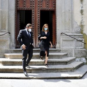 Cospedal reaparece en Toledo para participar en una misa "homenaje" a las víctimas del coronavirus