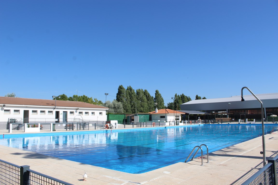 La piscina municipal de verano de Torrijos sigue cerrada por obras y sin fecha de apertura
