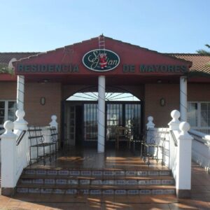 La residencia de Las Ventas de San Julián registra otro brote de COVID con 59 positivos y 10 personas hospitalizadas