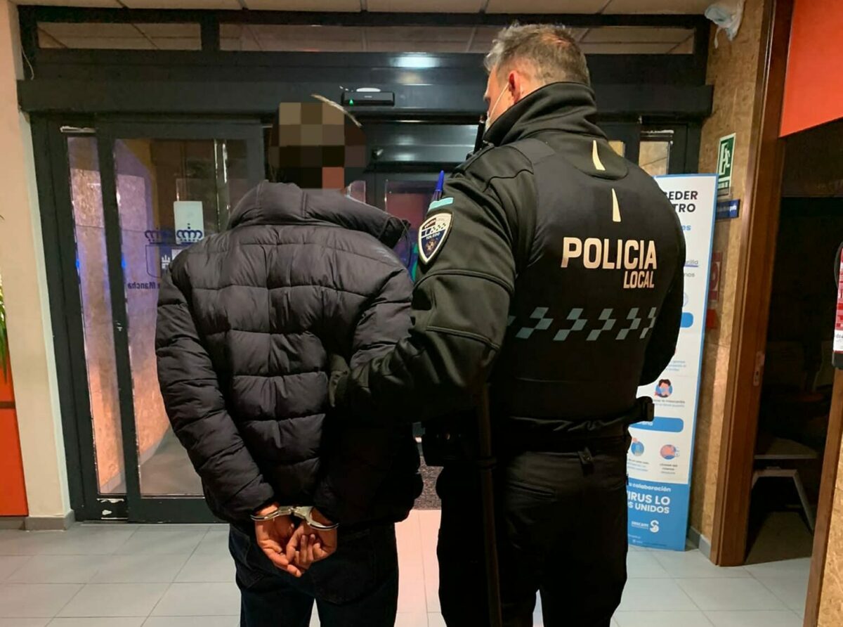 Detenido un hombre por abuso sexual al abordar a una chica en el Casco ...