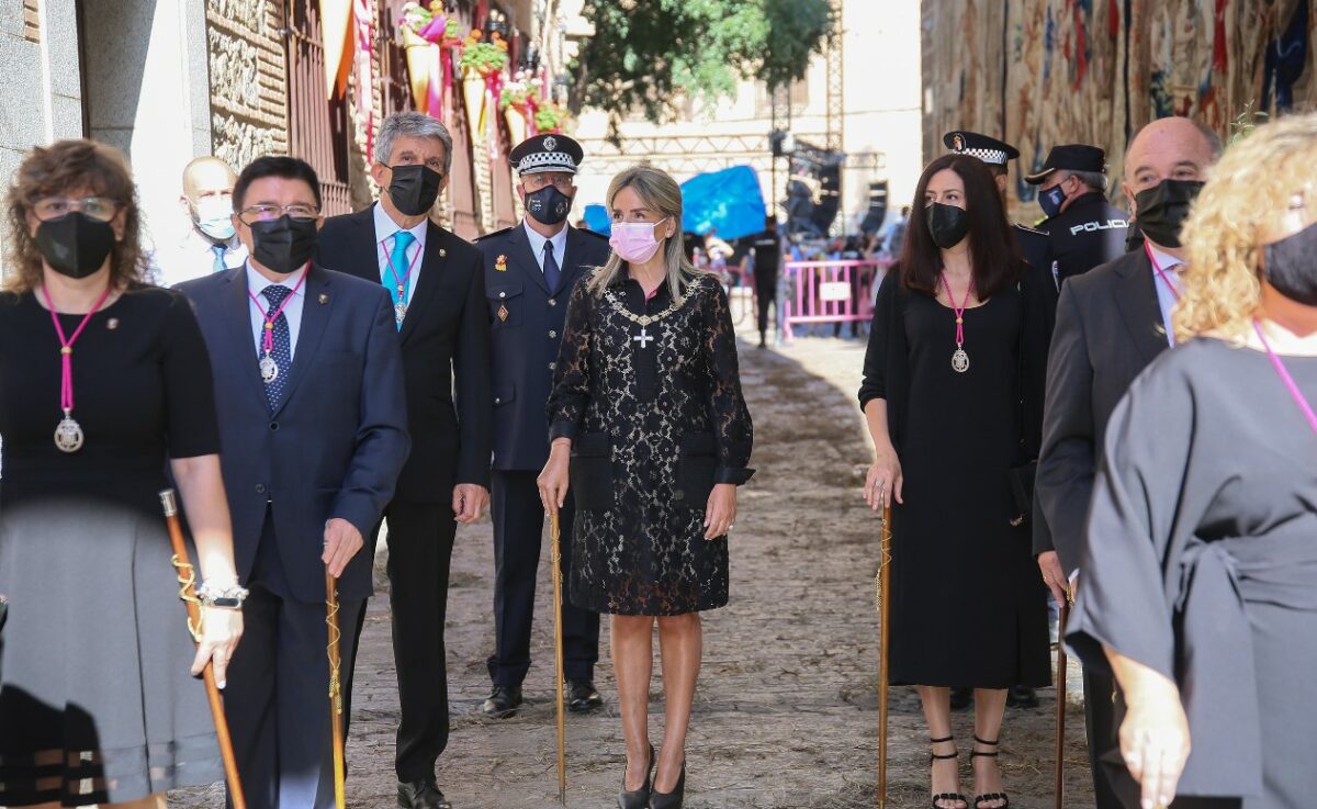 Toledo celebra un Corpus Christi de nuevo sin procesión y adaptado a la ...