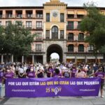 GALERÍA | Ante los asesinatos machistas “los minutos de silencio no bastan”, el grito del feminismo toledano