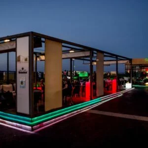 IU cataloga de "indecente" que el Ayuntamiento "obligue" mantener aceras y jardines a los hosteleros toledanos