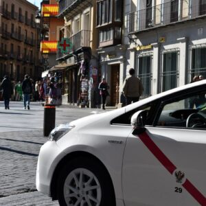 La Asociación de Autotaxis de Toledo acusa de "conducción temeraria" a los conductores de VTC