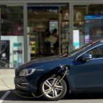 La demanda de vehículos eléctricos ronda el 7% en Castilla-La Mancha, con una "mayor aceptación del híbrido enchufable"