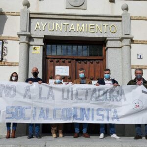El PP de Olías del Rey acusa a la alcaldesa de "actitud dictatorial" por continuar con plenos telemáticos y "no incluir" sus propuestas