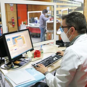 Así es el personal temporal del SESCAM: interinos y contratos COVID, pero sin cuantificar