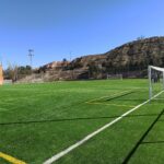 El rehabilitado campo de fútbol del Arroyo y la piscina de Santa Bárbara compartirán chiringuito