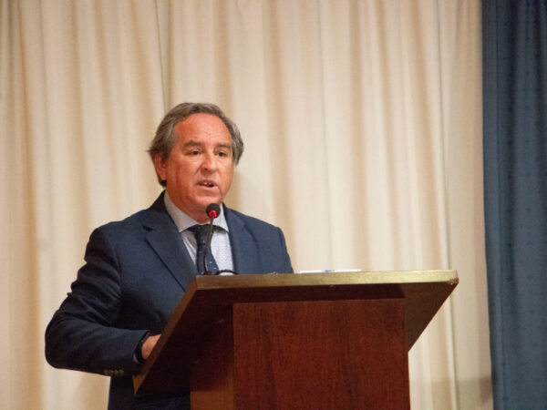Ángel Nicolás pide disculpas tras llamar "memos" a los jóvenes que se cogen la baja por salud mental