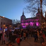 iluminacion morado manifestacion 8m genero dia mujer feminismo igualdad activismo