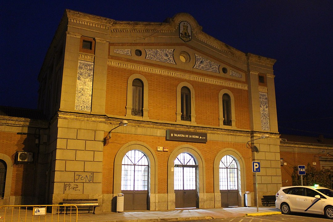 La oficina de la estación de tren de Talavera amplía su horario de apertura de lunes a viernes