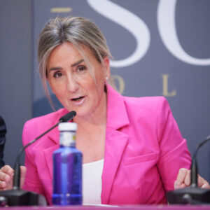 Admiten a trámite una querella del PP que acusa de malversación a Tolón: sus abogados señalan que "no tiene sustento" y piden archivarla