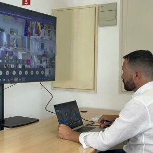 La Junta apoya el plan nacional de ahorro energético: "Garantiza el suministro al comercio, a la industria y a los hogares"