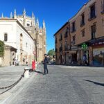 En marcha las cámaras de tráfico en la calle Reyes Católicos: habrá multas desde esta semana