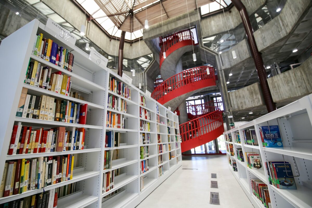 El día de luchar por nuestras bibliotecas es hoy (y siempre)