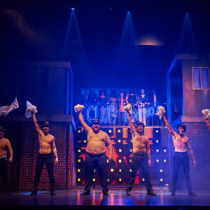 ‘The Full Monty. El Musical’ llega a Toledo con una puesta en escena de gran formato en la que se verá mucho más que un striptease