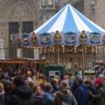 Una empresa pide paralizar la adjudicación del mercadillo navideño en la plaza del Ayuntamiento de Toledo