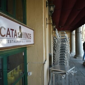 Cierra el Catavinos de Toledo, un bar fruto de la pasión vitivinícola: “Tenemos una materia prima maravillosa”
