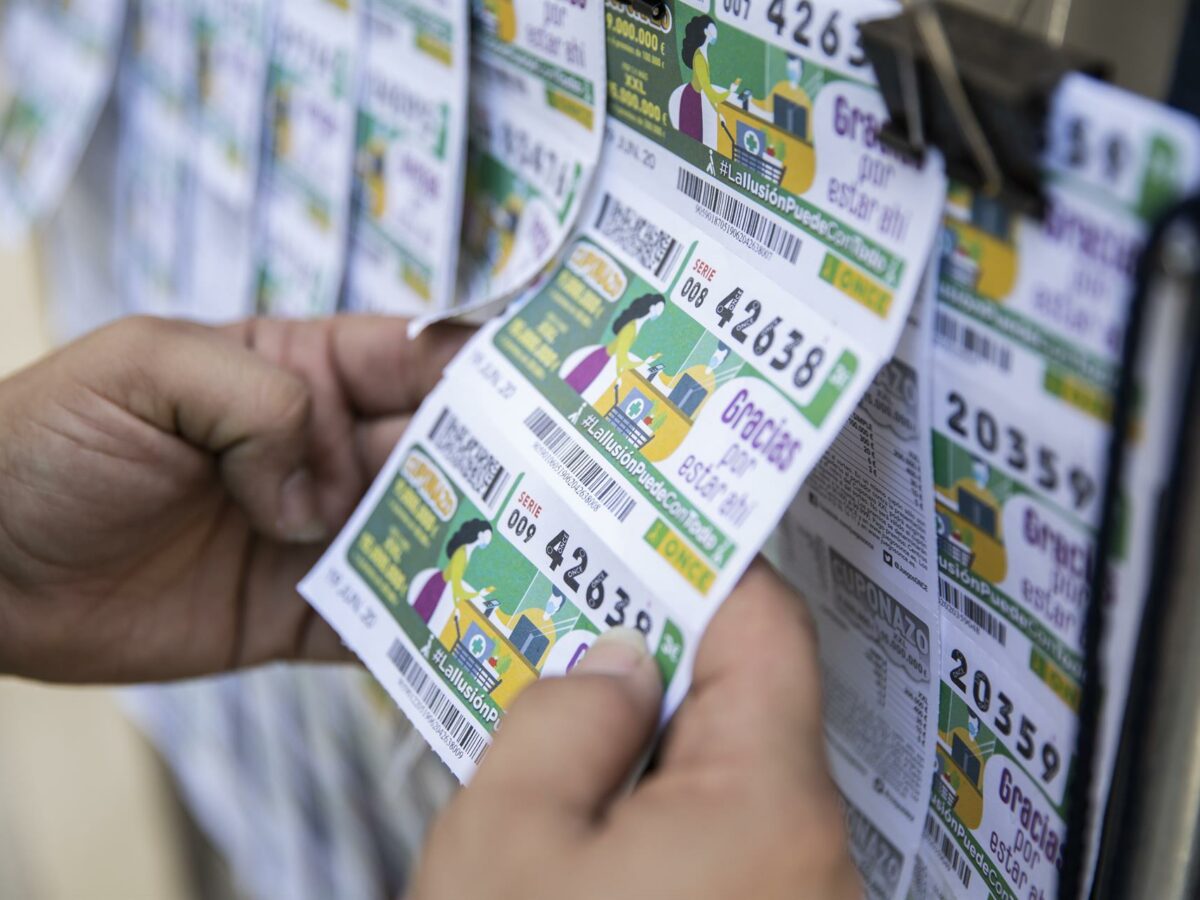 El vendedor de la ONCE Jorge Gaitán reparte 640.000 euros en Toledo con el Cupón