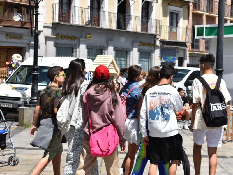 Más empleo, pero sin emancipación: CCOO alerta del impacto del precio de la vivienda en los jóvenes