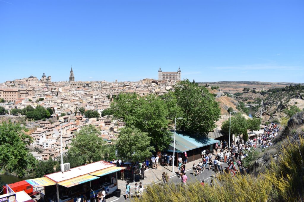 Un pasillo de 80 metros, drones y controles: así será el dispositivo de seguridad de la Romería del Valle