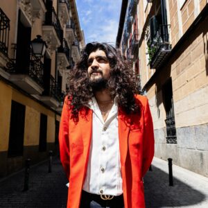 El cantaor Israel Fernández, de Corral de Almaguer: "Los gitanos hemos sufrido mucho racismo"