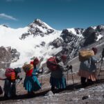 Llega a Toledo el documental 'Cholitas', la historia de la expedición de cinco escaladoras indígenas