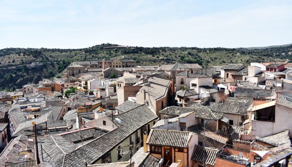 Sumar reprocha a Velázquez la "pérdida" de 131 viviendas destinadas al vecindario en el Casco