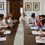 primera-reunion-del-equipo-de-gobierno-presidida-por-el-alcalde-carlos-velazquez-2-1200x800