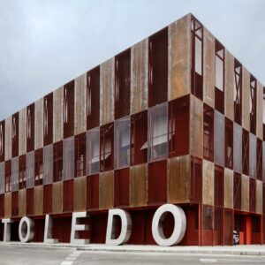 Velázquez anuncia un convenio a tres bandas con Junta y Diputación como solución a la estación de autobuses