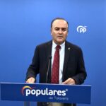 El senador del Partido Popular José Julián Gregorio, en rueda de prensa