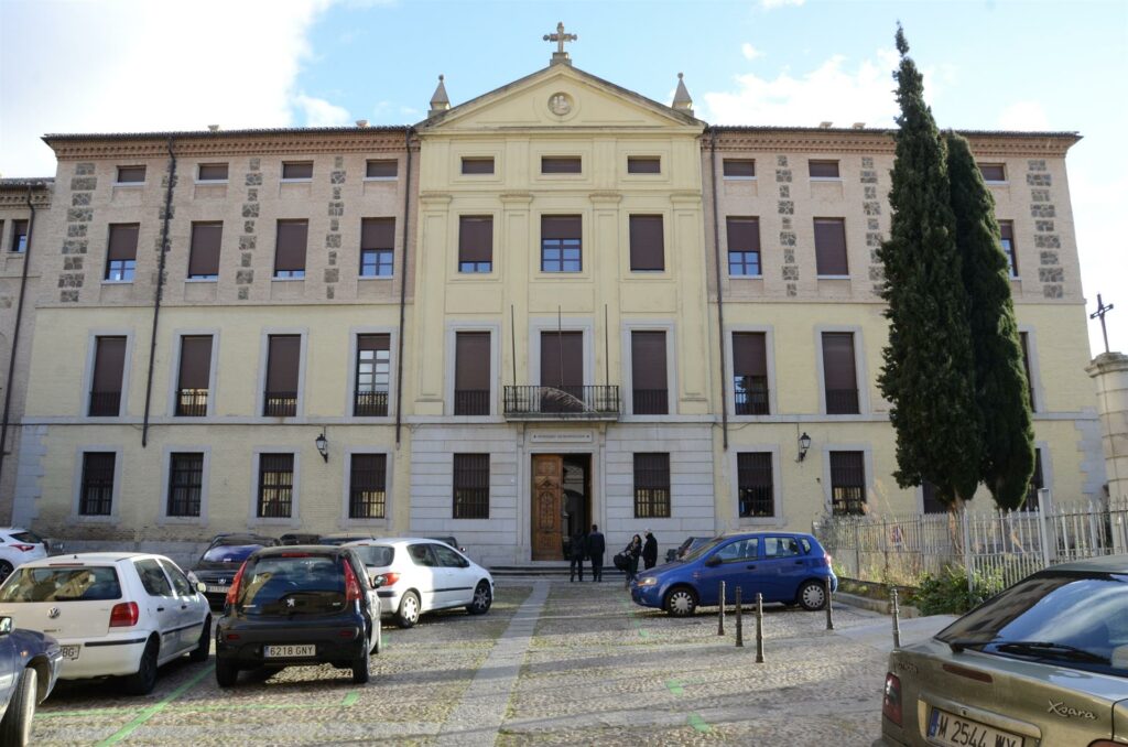 Un hombre se precipita desde el Seminario Mayor de Toledo y fallece