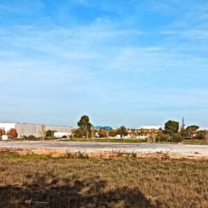 La Standard ya es historia: derribada la nave que dio vida al Polígono hace más de 50 años