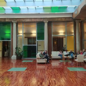 Vox se queda solo pidiendo que el Hospitalito no sea un centro de salud mental y la oposición le acusa de estigmatizar