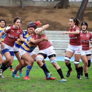 El equipo de rugby femenino 'Águilas de Toledo' recibe el II Premio 'La Teta Violeta' de la Plataforma 8M Toledo