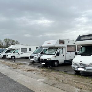 PP y Vox proyectan un aparcamiento de autocaravanas en Vega Baja que el PSOE tilda de "nueva ocurrencia"