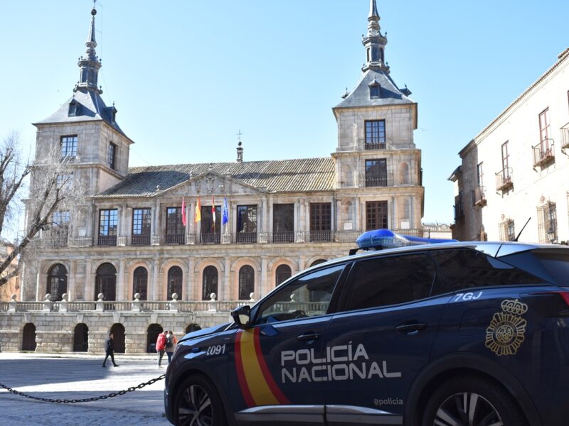 Detienen a los autores de una docena de robos en vehículos del Casco Histórico de Toledo