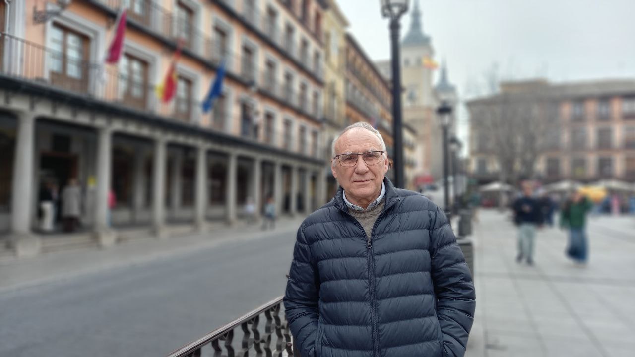 Enrique Sánchez Lubián, periodista: &quot;Toledo no se cuenta solo a base de sus reyes, sino con la gente normal&quot;