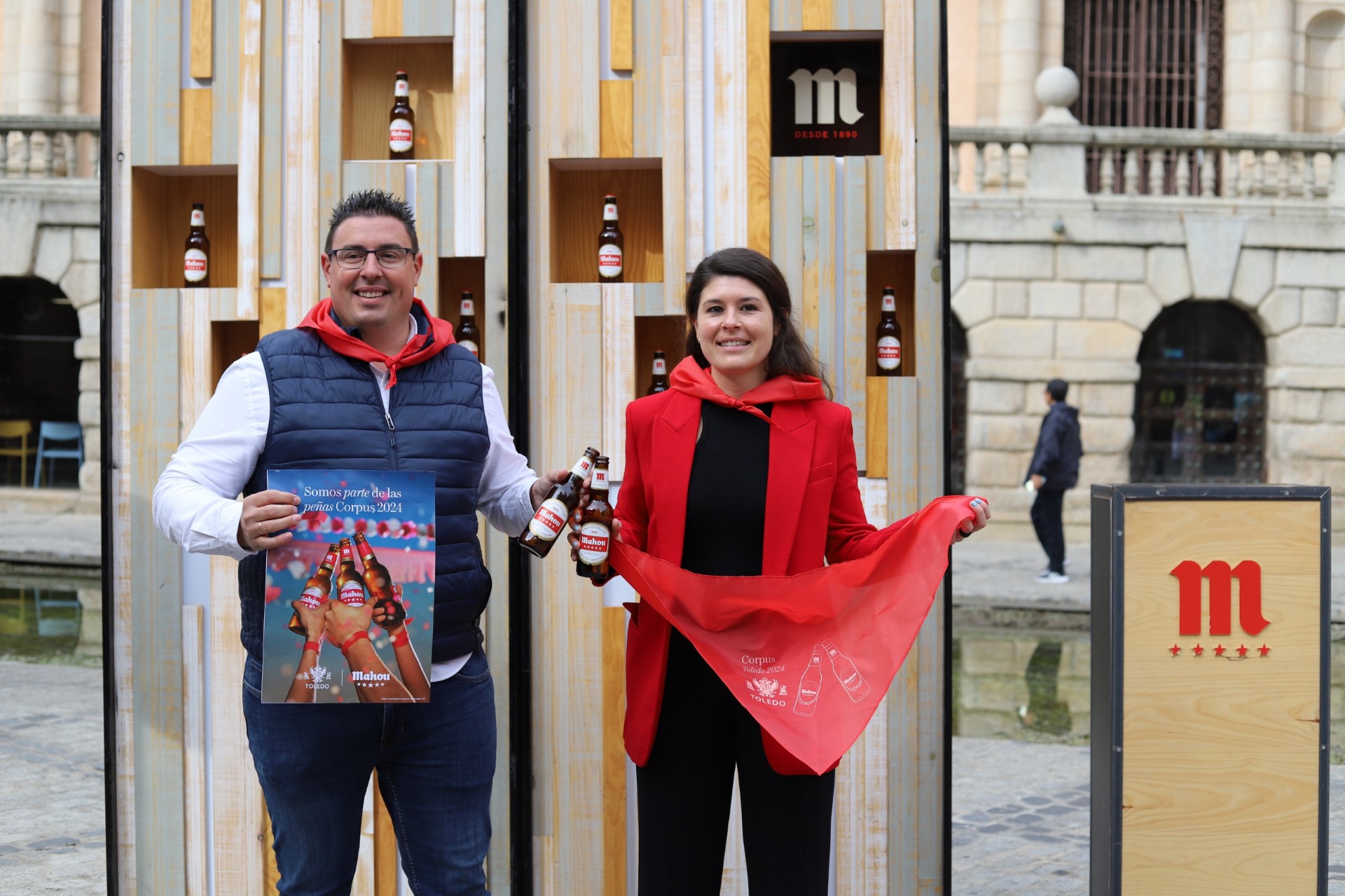 Críticas al Ayuntamiento de Toledo tras diseñar un concurso de peñas con bebidas alcohólicas entre los premios