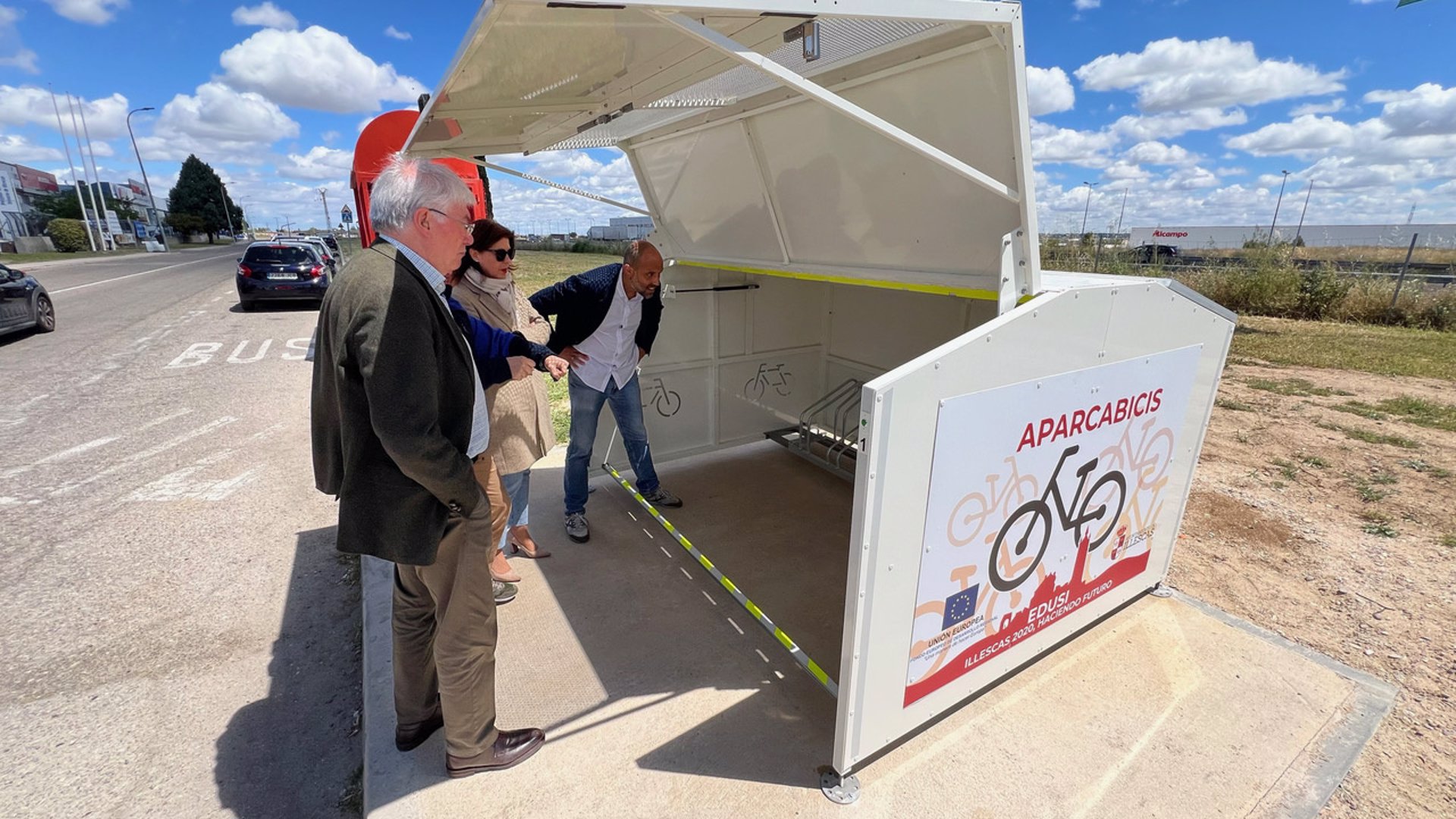 Illescas instala tres hangares para bicicletas y patinetes para mejorar la movilidad