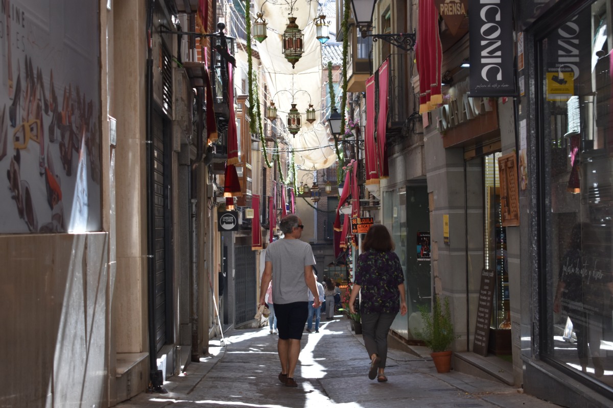 Comienzan los paseos vecinales en el Casco Histórico impulsados por la Mesa de Salud